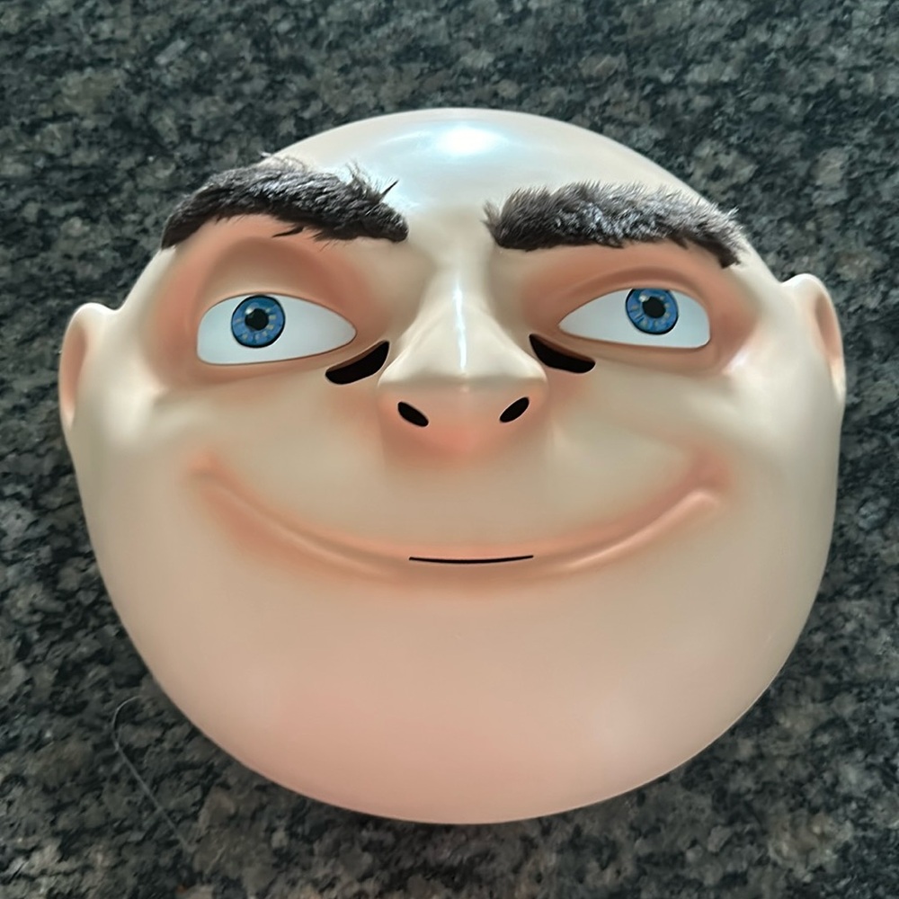 Gru costume mask and scarf